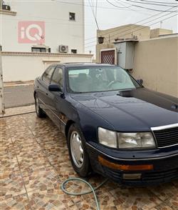 Lexus LS